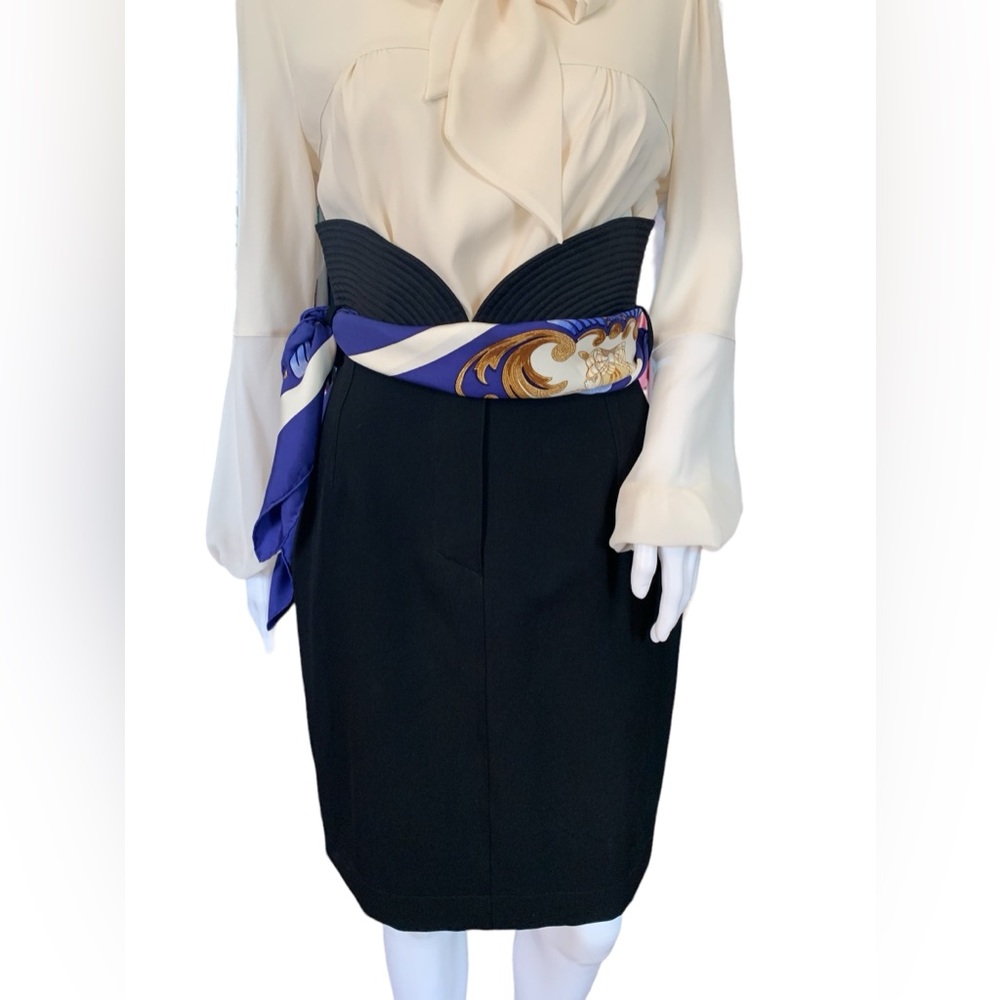 Montana black high waist skirt, excellent vintage condition, size 40/US 6